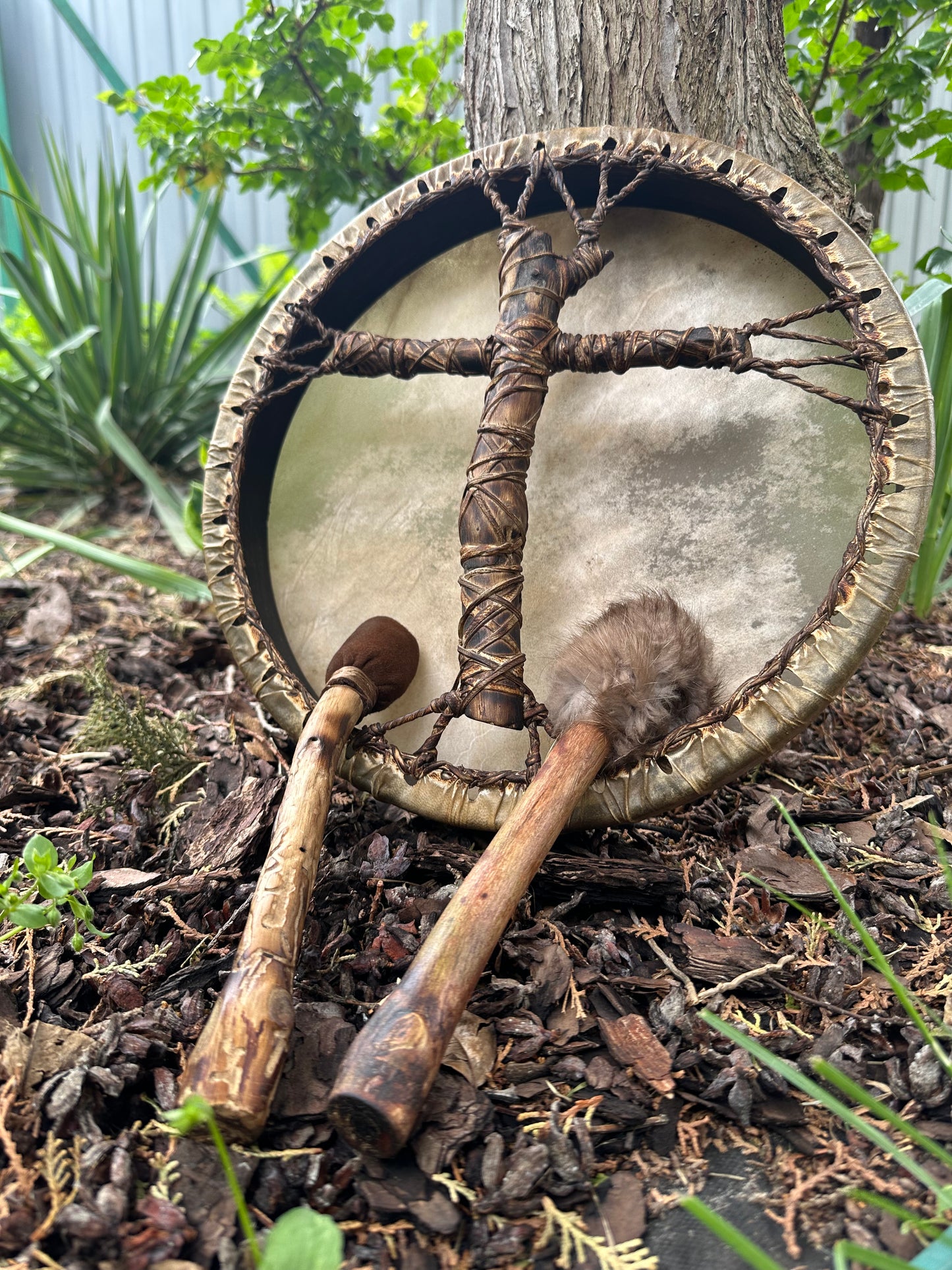 Shamanic Drum 'Spirit of the Forest' — 12" Round Cross-Handle