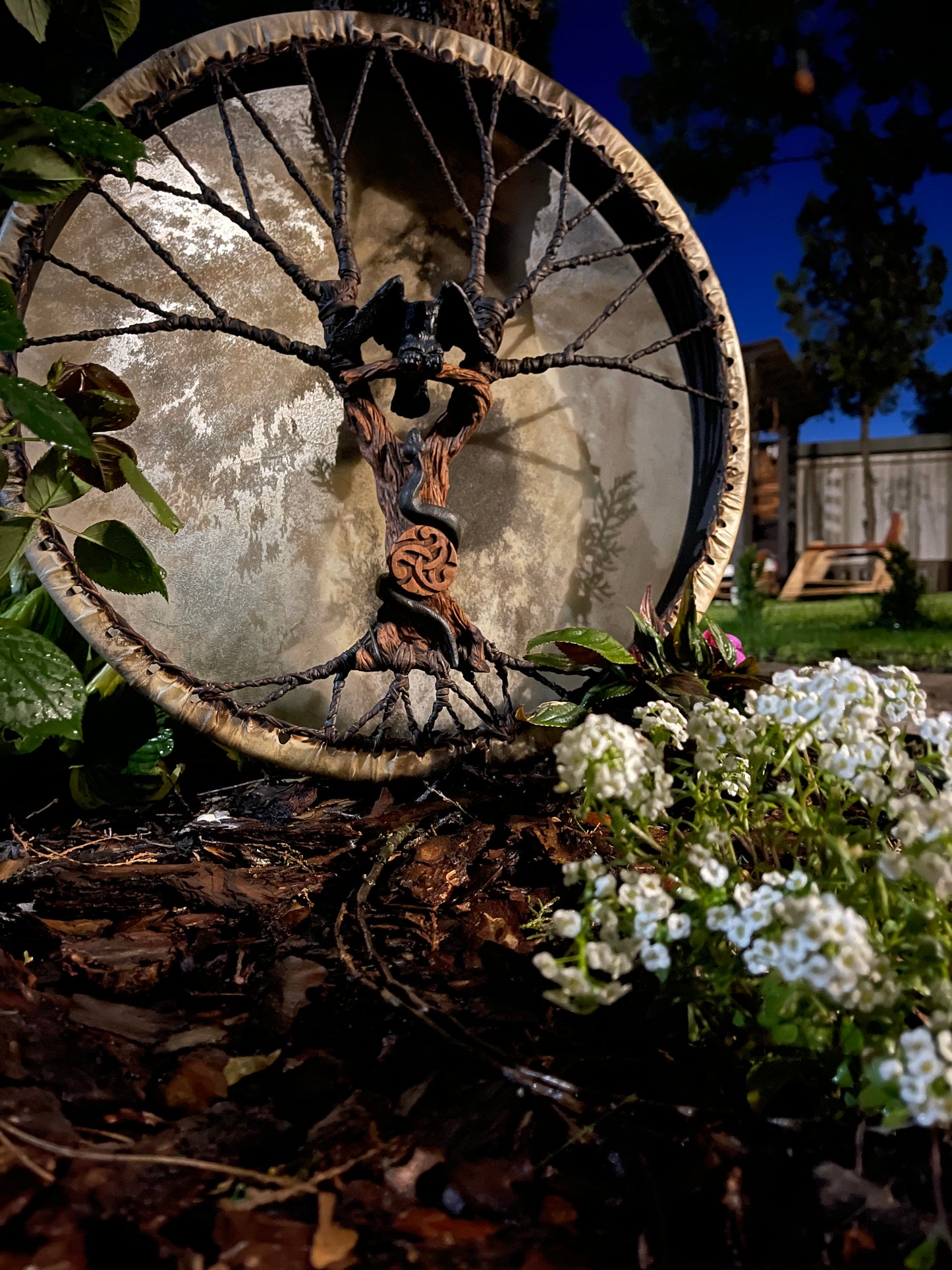 Shamanic Drum 'Raven and Snake' — 20" Round
