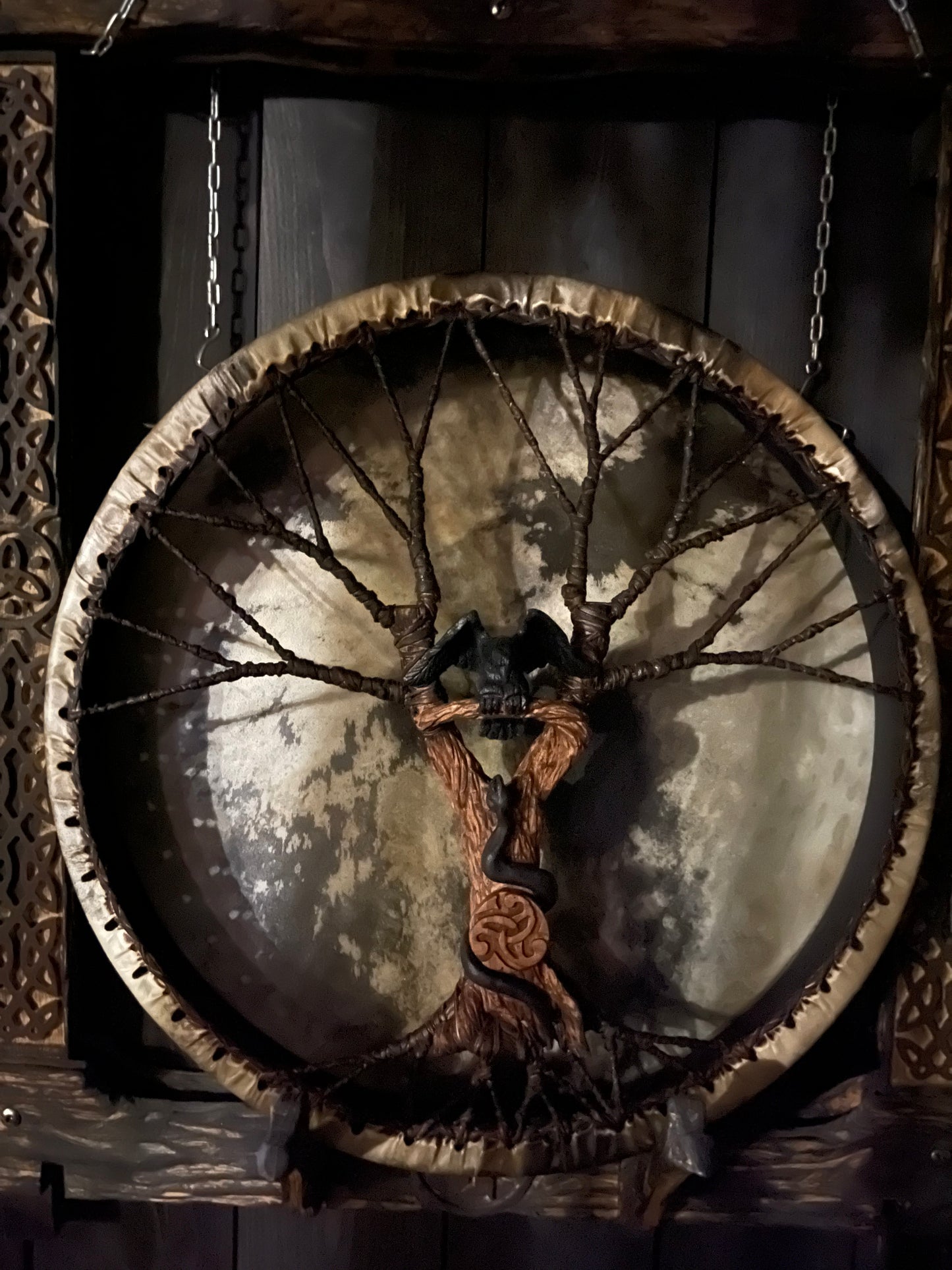 Shamanic Drum 'Raven and Snake' — 20" Round