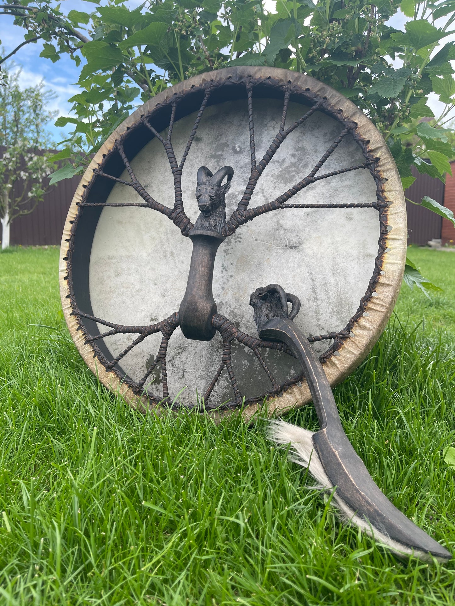 Shamanic Drum 'Mountain Goat' — 20" Round