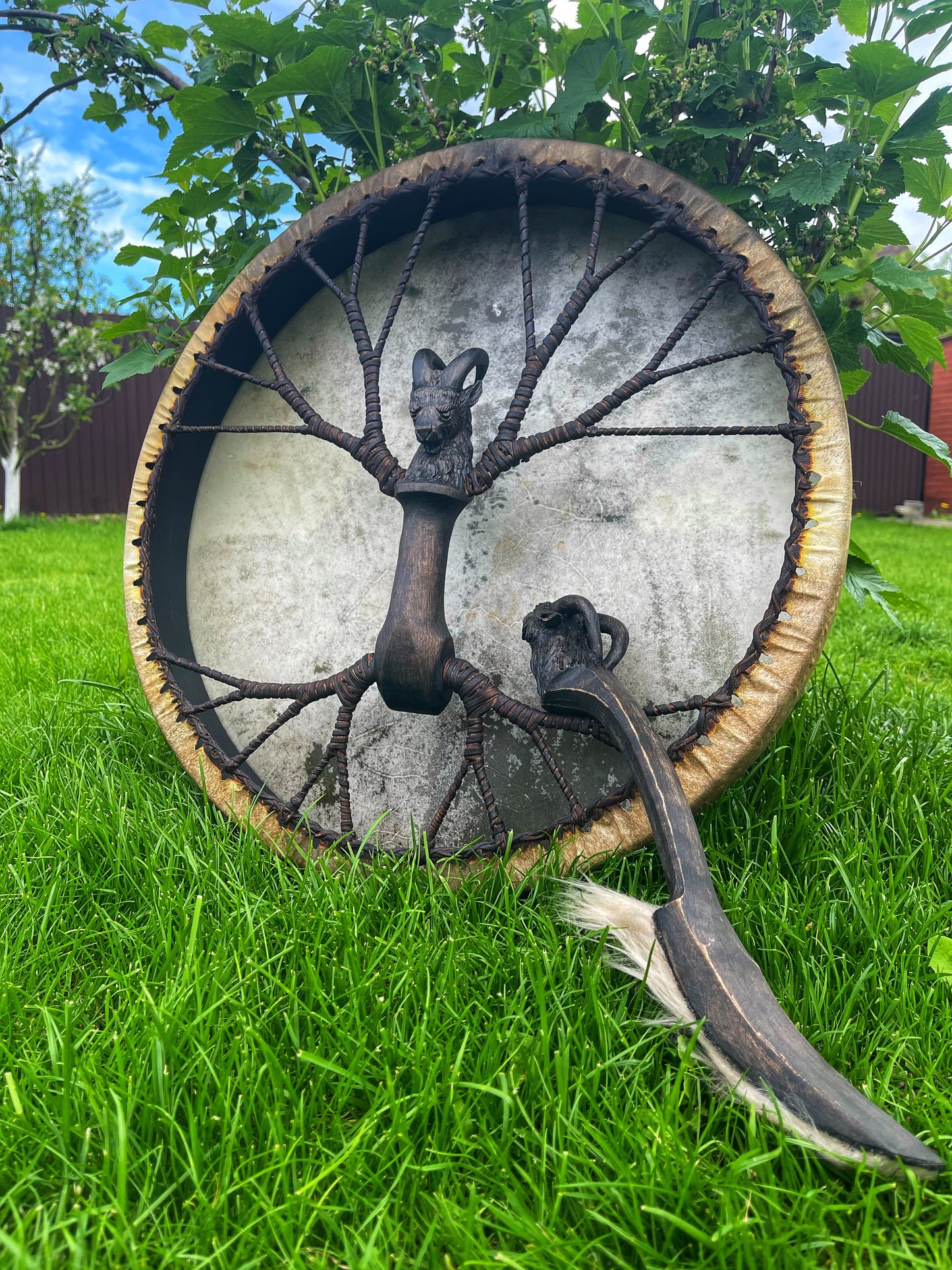 Shamanic Drum 'Mountain Goat' — 20" Round